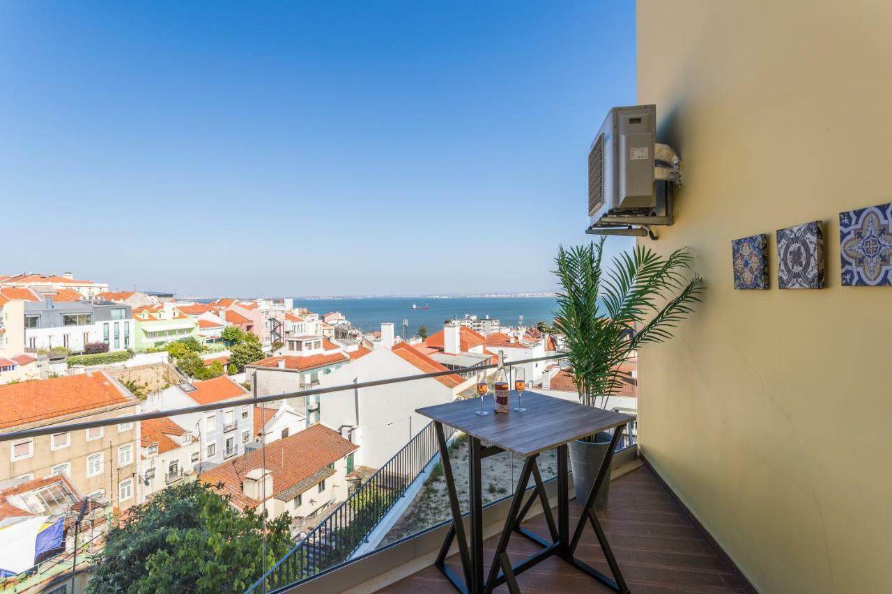 Alfama Lounge Three-Bedroom Apartment W/ River View And Parking - By Lu Holidays Лиссабон Экстерьер фото